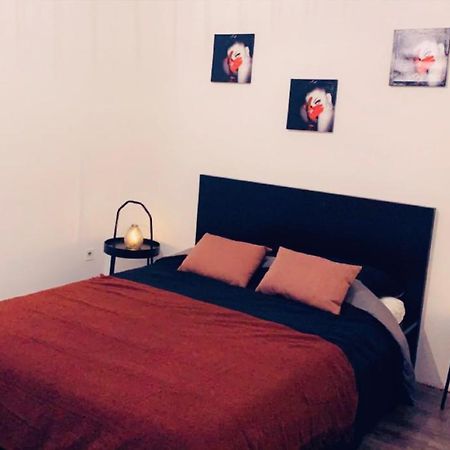 سيراين Appartement Cosy Et Chaleureux Avec Jacuzzi المظهر الخارجي الصورة